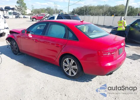 2011 Audi A4 2.0T Premium z USA, uszkodzony, nr VIN WAUAFAFL5BN011671